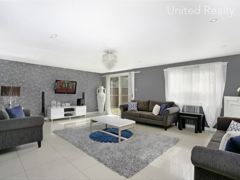 3 Hull Avenue, Lurnea NSW 2170
