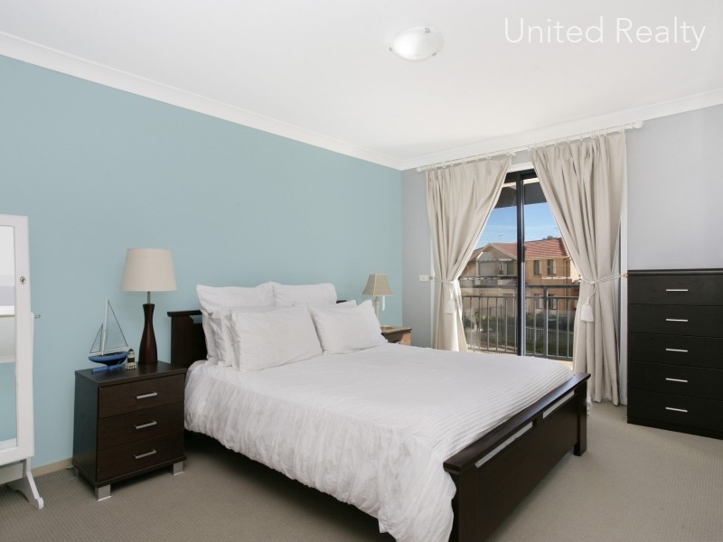 56 Coffs Harbour Avenue, Hoxton Park NSW 2171