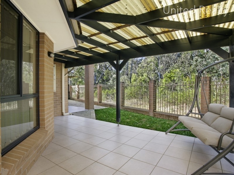 56 Coffs Harbour Avenue, Hoxton Park NSW 2171