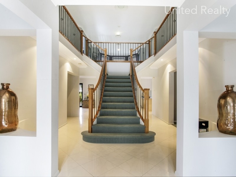 6 Hanover Street, Cecil Hills NSW 2171