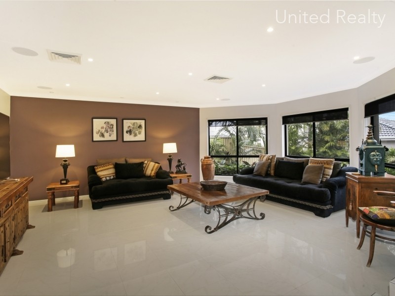 6 Hanover Street, Cecil Hills NSW 2171