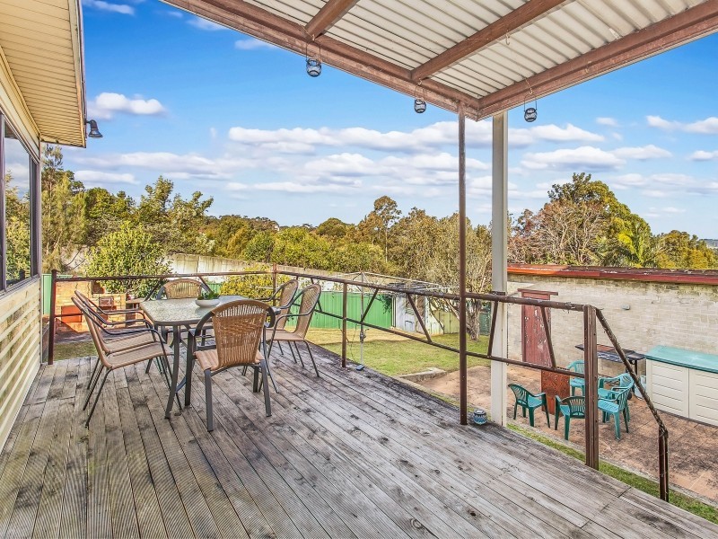 11 ABERCROMBIE STREET, West Wollongong NSW 2500