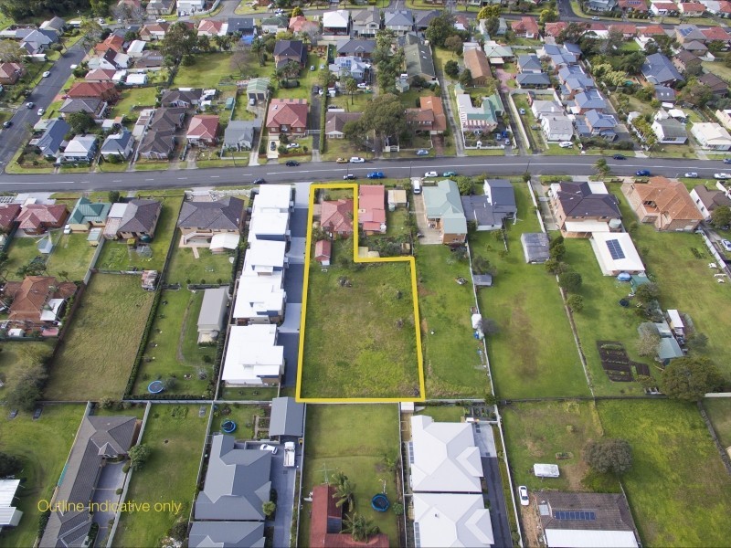 14 Russell Street, Balgownie NSW 2519