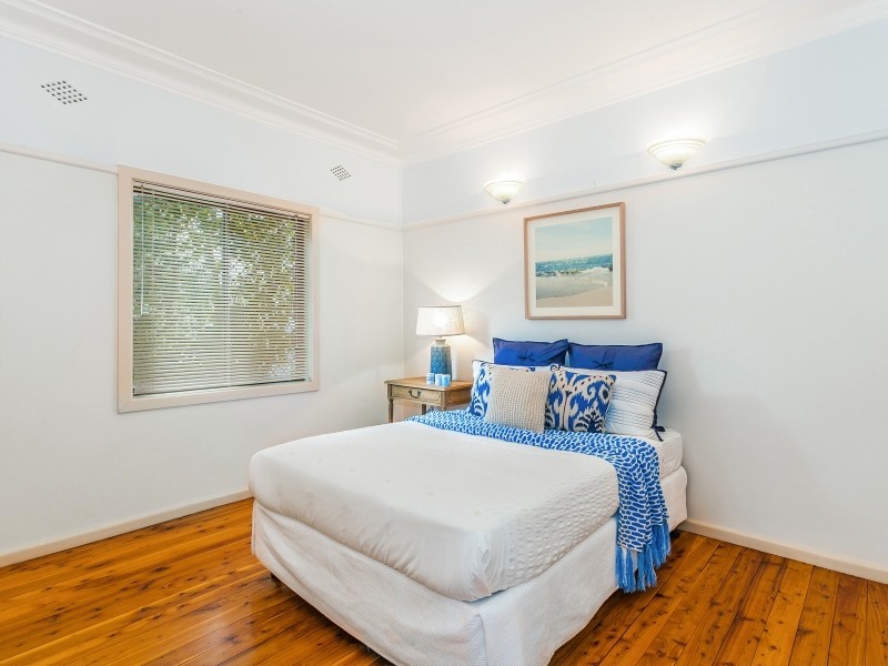 63 THE AVENUE, Mount Saint Thomas NSW 2500