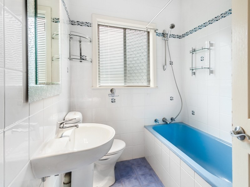 63 THE AVENUE, Mount Saint Thomas NSW 2500