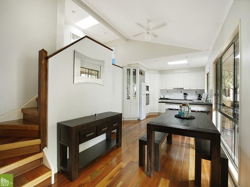2/52 The Avenue, Mount Saint Thomas NSW 2500