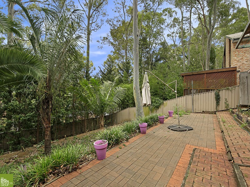 2/52 The Avenue, Mount Saint Thomas NSW 2500
