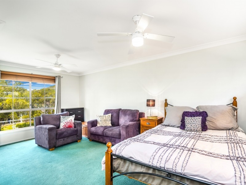 1 Snow Wood Place, Albion Park Rail NSW 2527