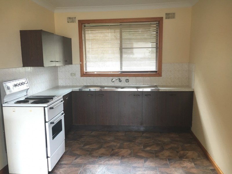 2/100 Farmborough Road, Farmborough Heights NSW 2526