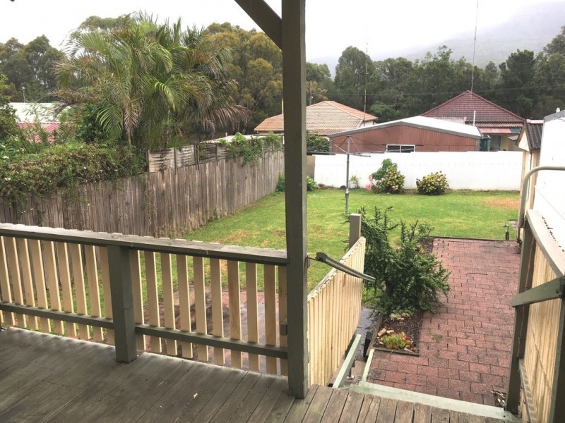 15 Bon Accord Street, Corrimal NSW 2518