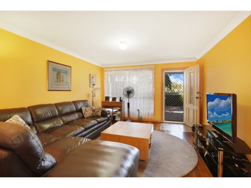 4/24 Pioneer Rd, Bellambi NSW 2518