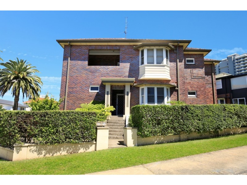 2/2 Gipps Street, Wollongong NSW 2500