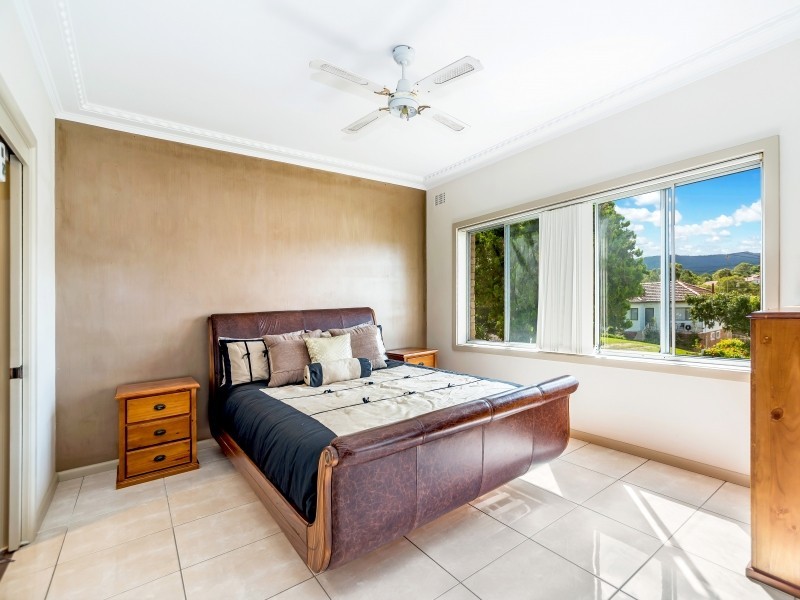 19 Beatus Street, Unanderra NSW 2526