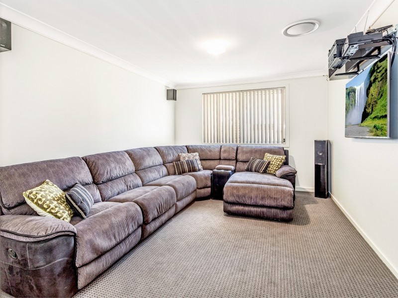 5 Headwater Place, Albion Park NSW 2527