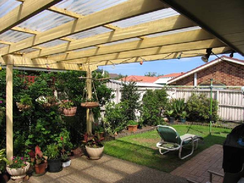8 Pat Geraghty Place, Woonona NSW 2517