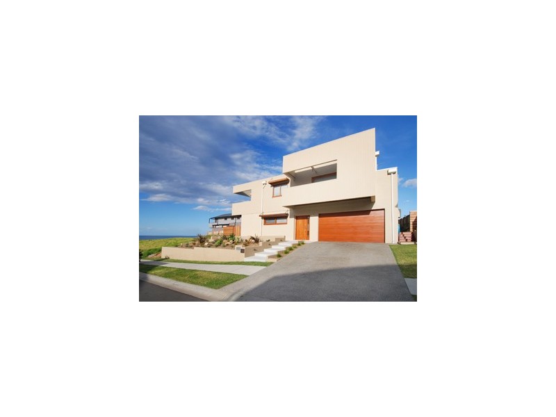 18 Aragan CCT, Bulli NSW 2516