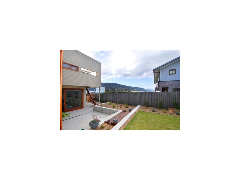18 Aragan CCT, Bulli NSW 2516