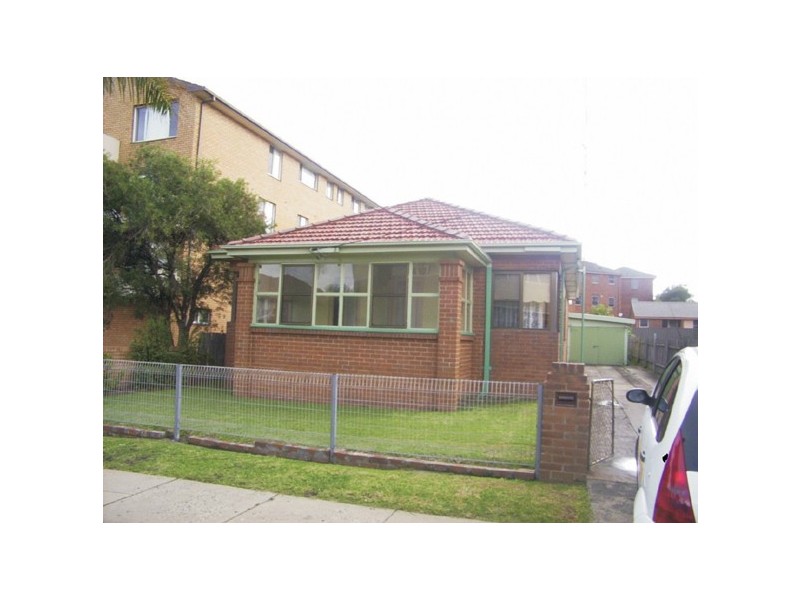 6 Burelli Street, Wollongong NSW 2500