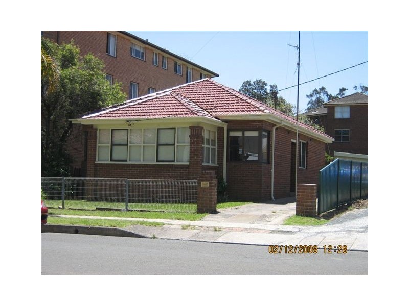 6 Burelli Street, Wollongong NSW 2500