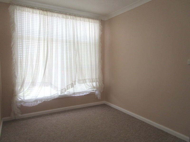 18 Gundarun Street, West Wollongong NSW 2500