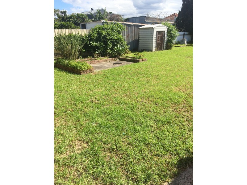 2 Finlayson St, Wollongong NSW 2500