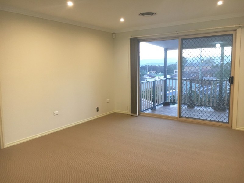 34 Jones Avenue, Primbee NSW 2502