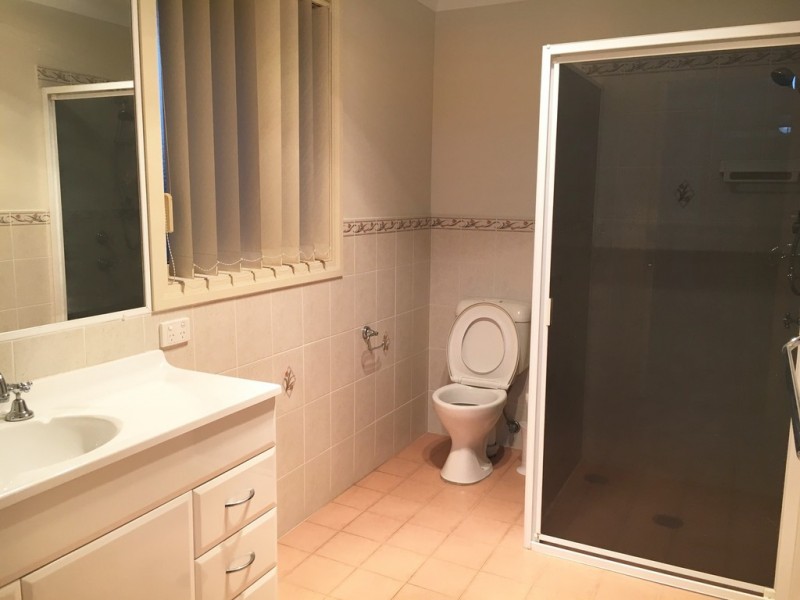 34 Jones Avenue, Primbee NSW 2502