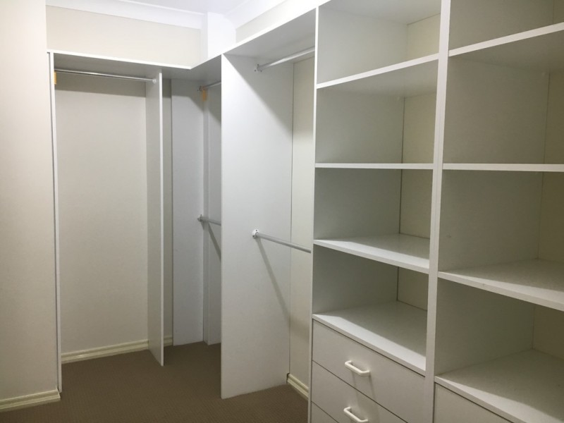 34 Jones Avenue, Primbee NSW 2502