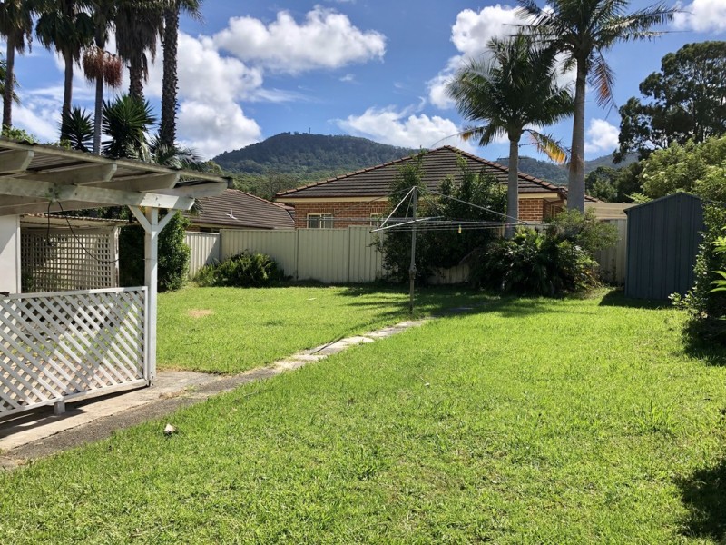 48 Russell St, Balgownie NSW 2519