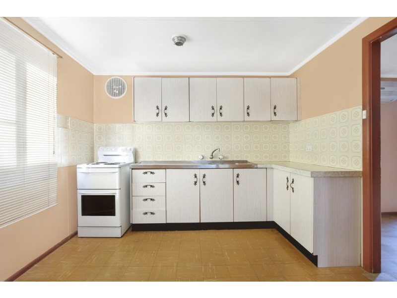 13 Owen Park Road, Bellambi NSW 2518