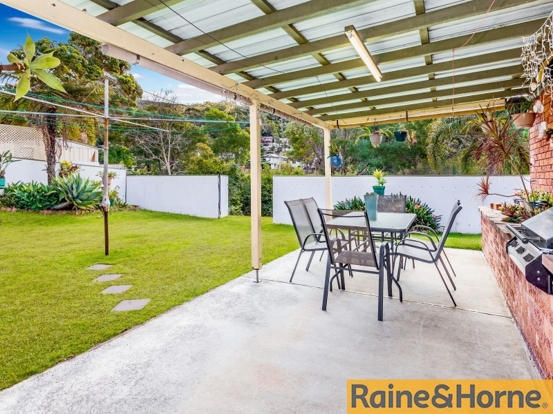 26 Valley Drive, Figtree NSW 2525