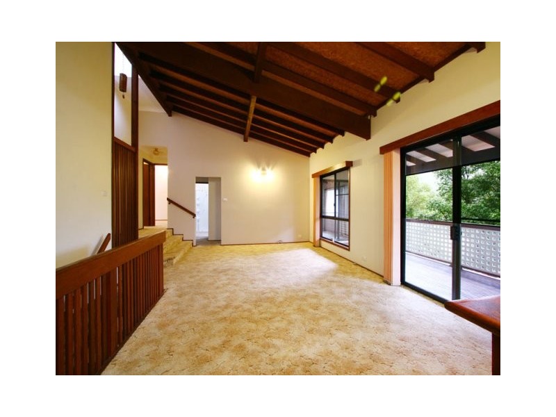 72 Tamarind Drive, Cordeaux Heights NSW 2526