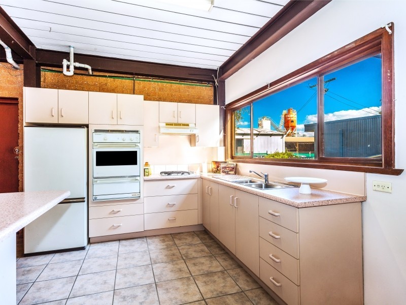 30 Marshall Street, Dapto NSW 2530