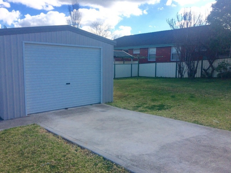 10 Outlook Drive, Figtree NSW 2525