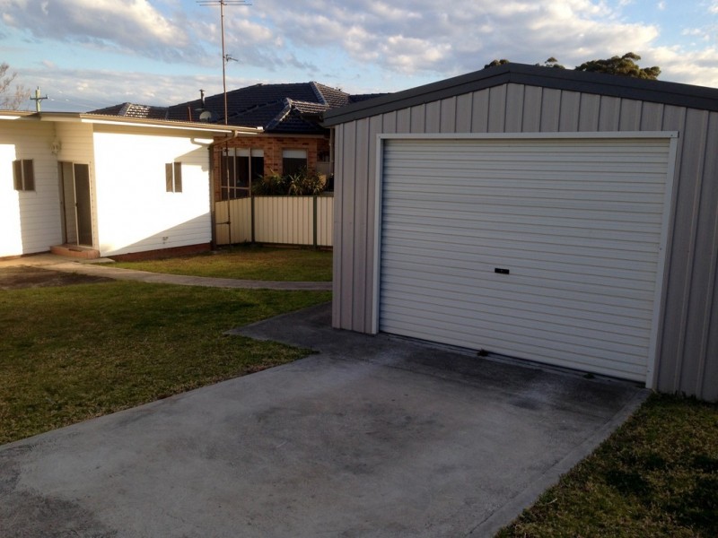10 Outlook Drive, Figtree NSW 2525