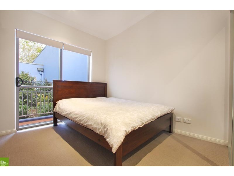 2/155 Keira Street, Wollongong NSW 2500