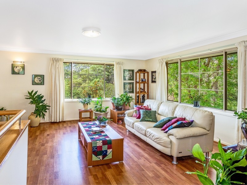 61 Jacaranda Avenue, Figtree NSW 2525