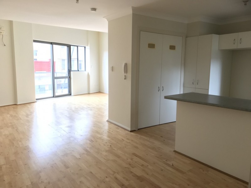 4/290 Crown Street, Wollongong NSW 2500