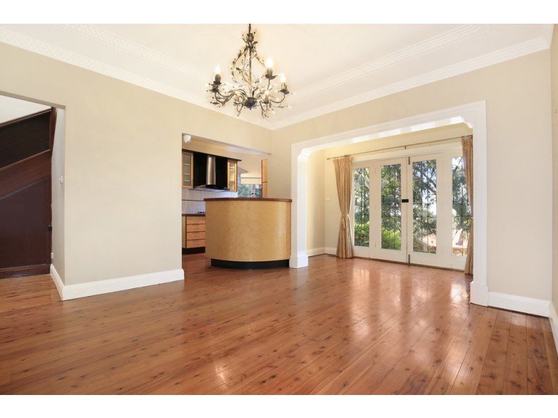 34 Woodlawn Avenue, Mangerton NSW 2500
