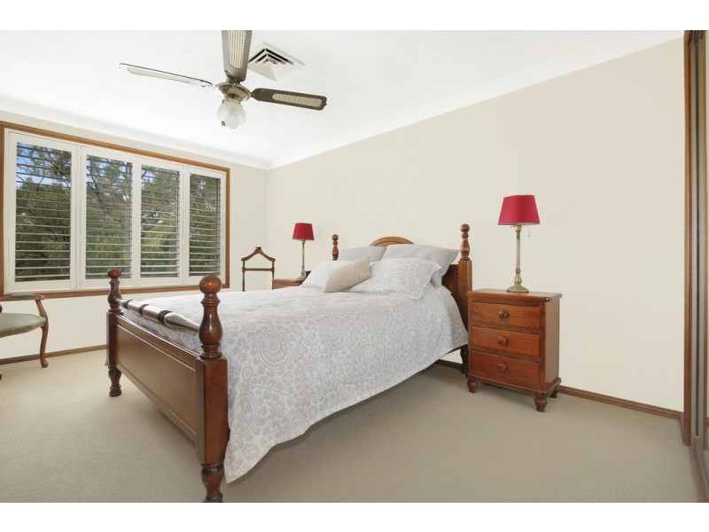 12 Noonga Place, Cordeaux Heights NSW 2526