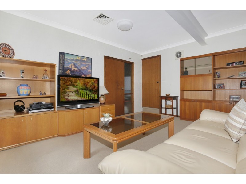 12 Noonga Place, Cordeaux Heights NSW 2526