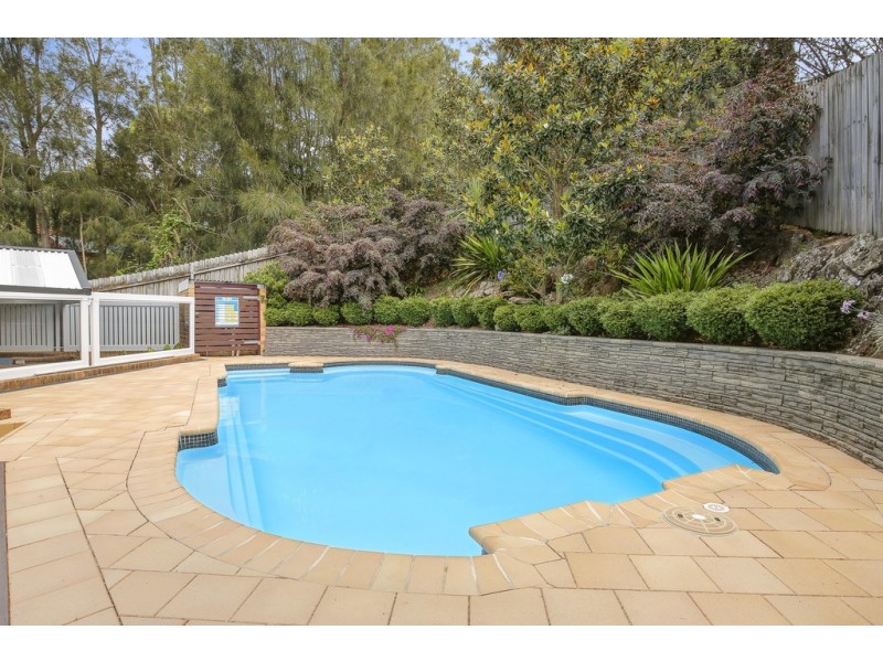 12 Noonga Place, Cordeaux Heights NSW 2526