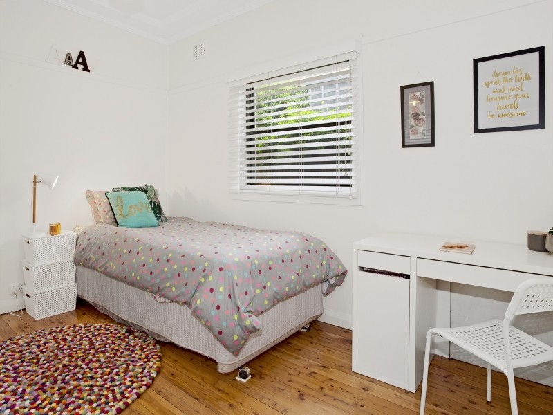 49 Heaslip Street, Coniston NSW 2500