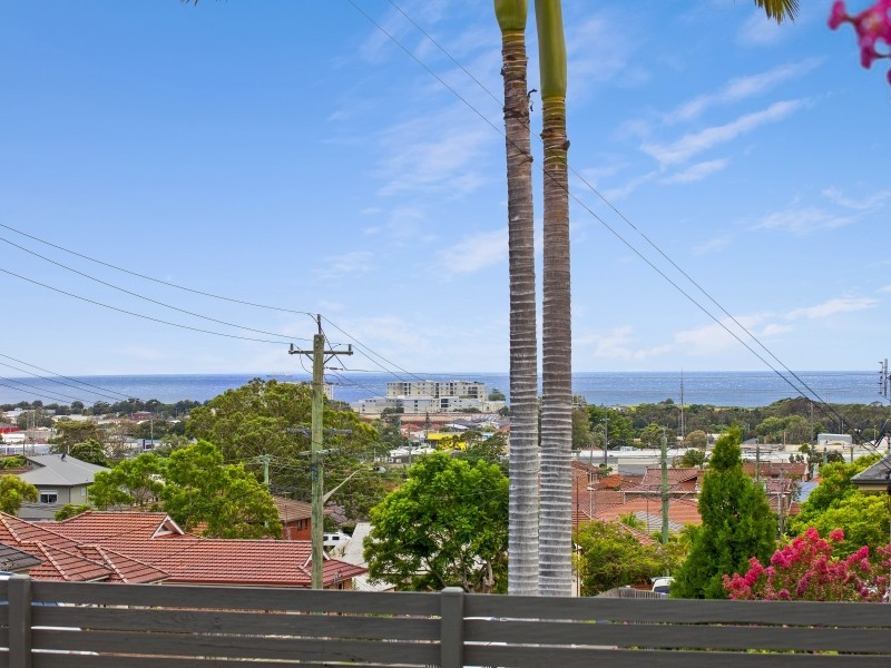 49 Heaslip Street, Coniston NSW 2500