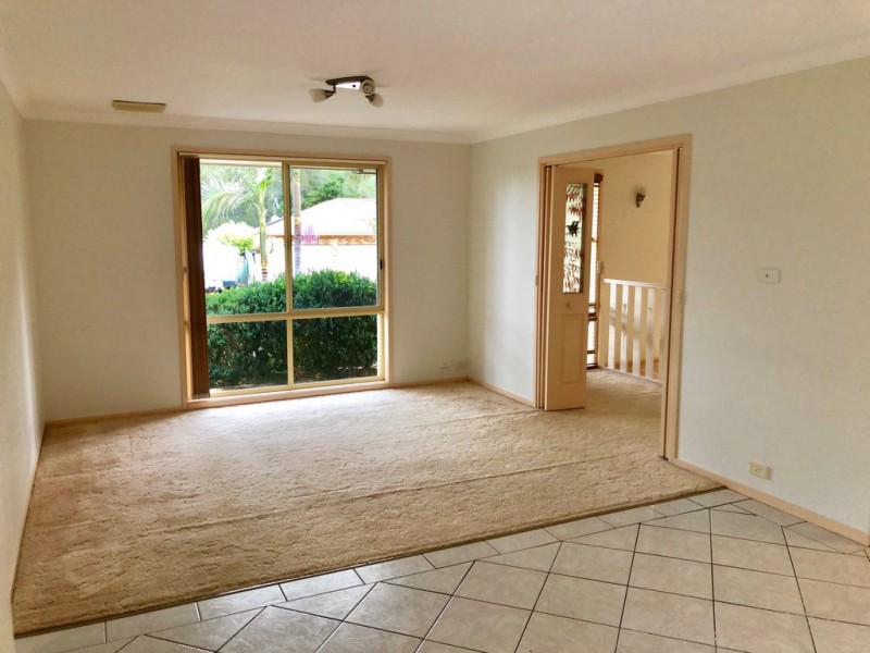 16 Sandalwood Road, Farmborough Heights NSW 2526