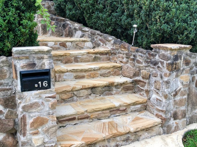 16 Sandalwood Road, Farmborough Heights NSW 2526