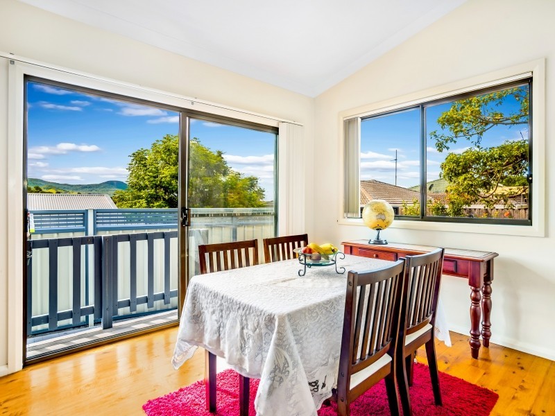 1/14A Binya Place, Farmborough Heights NSW 2526