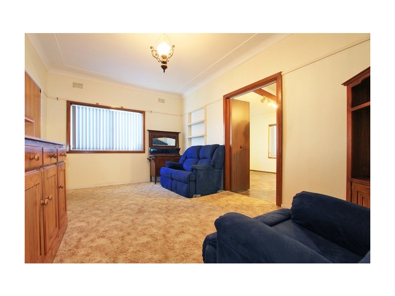 4 Rosedale Avenue, Keiraville NSW 2500