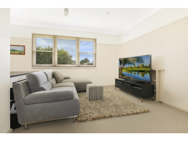 8 Balfour Street, Fairy Meadow NSW 2519