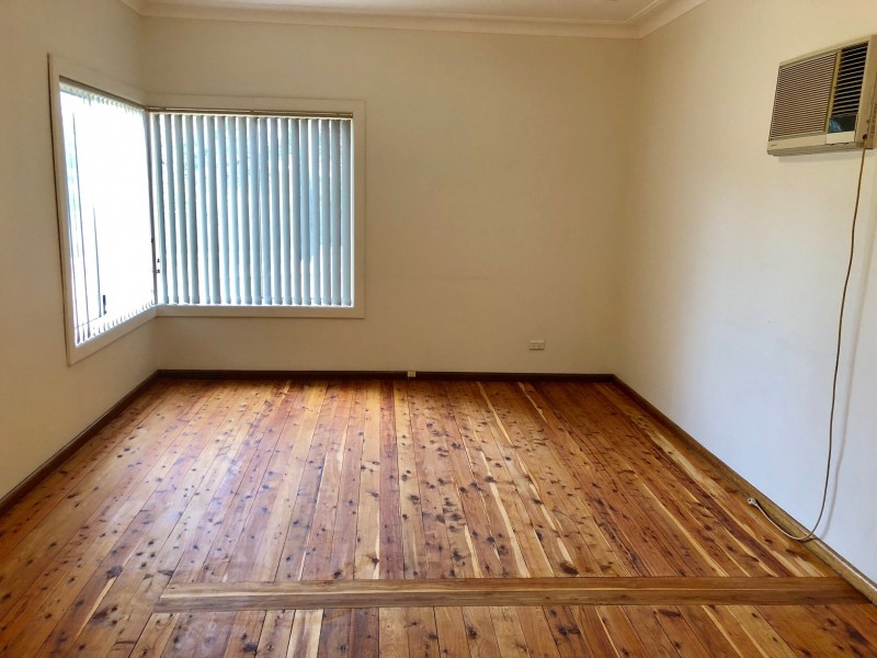 274 Gladstone Avenue, Mount Saint Thomas NSW 2500